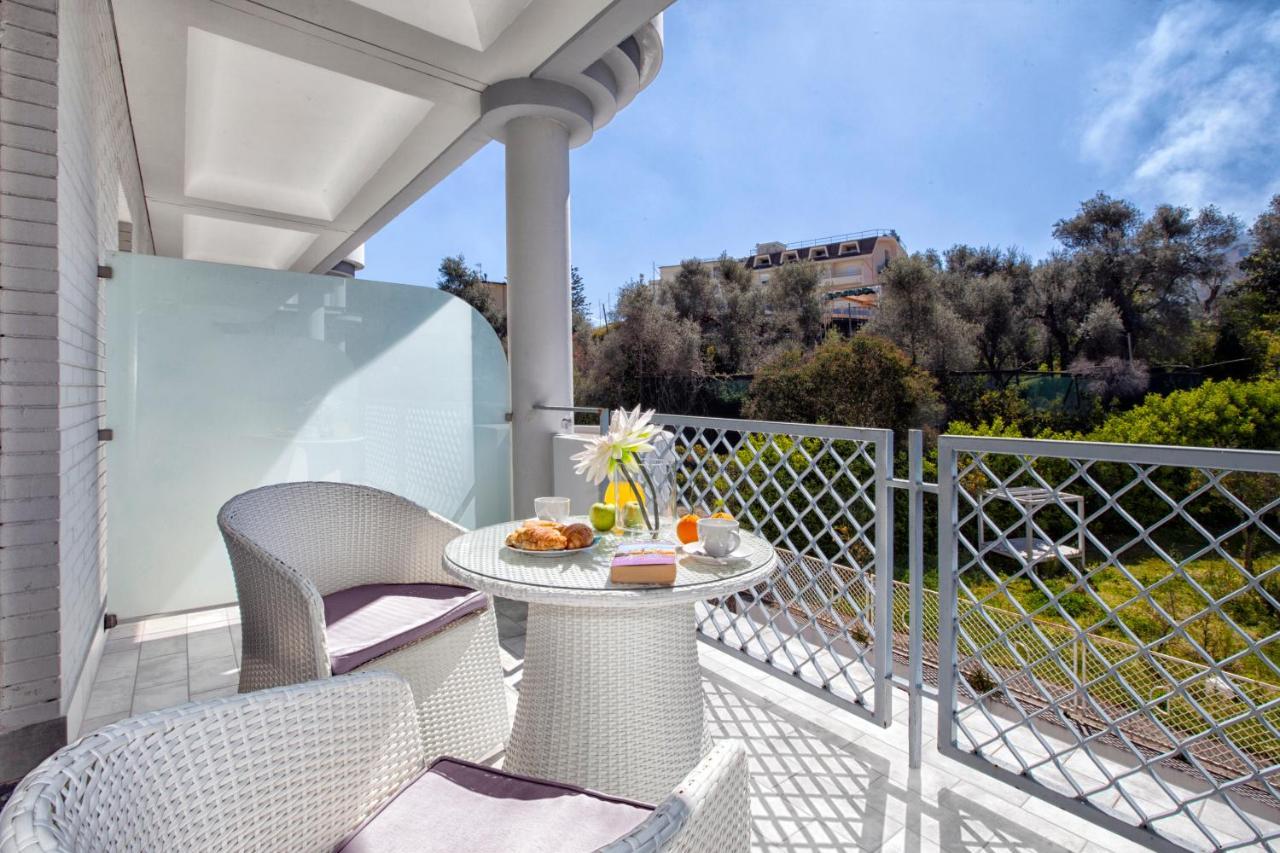 Atlantic Palace Hotel (Adults Only) Sorrente Extérieur photo