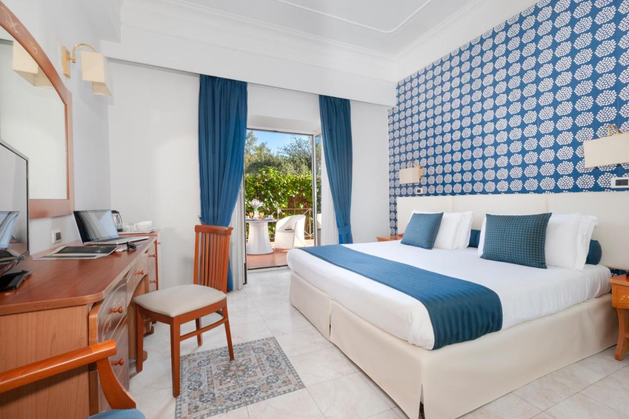Atlantic Palace Hotel (Adults Only) Sorrente Extérieur photo